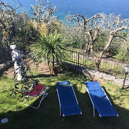 La Virgola Apartments Brenzone sul Garda Exterior photo